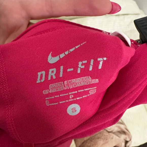 Nike dri fit athletic skirt with built in shorts skort hot pink size small - Picture 3 of 6